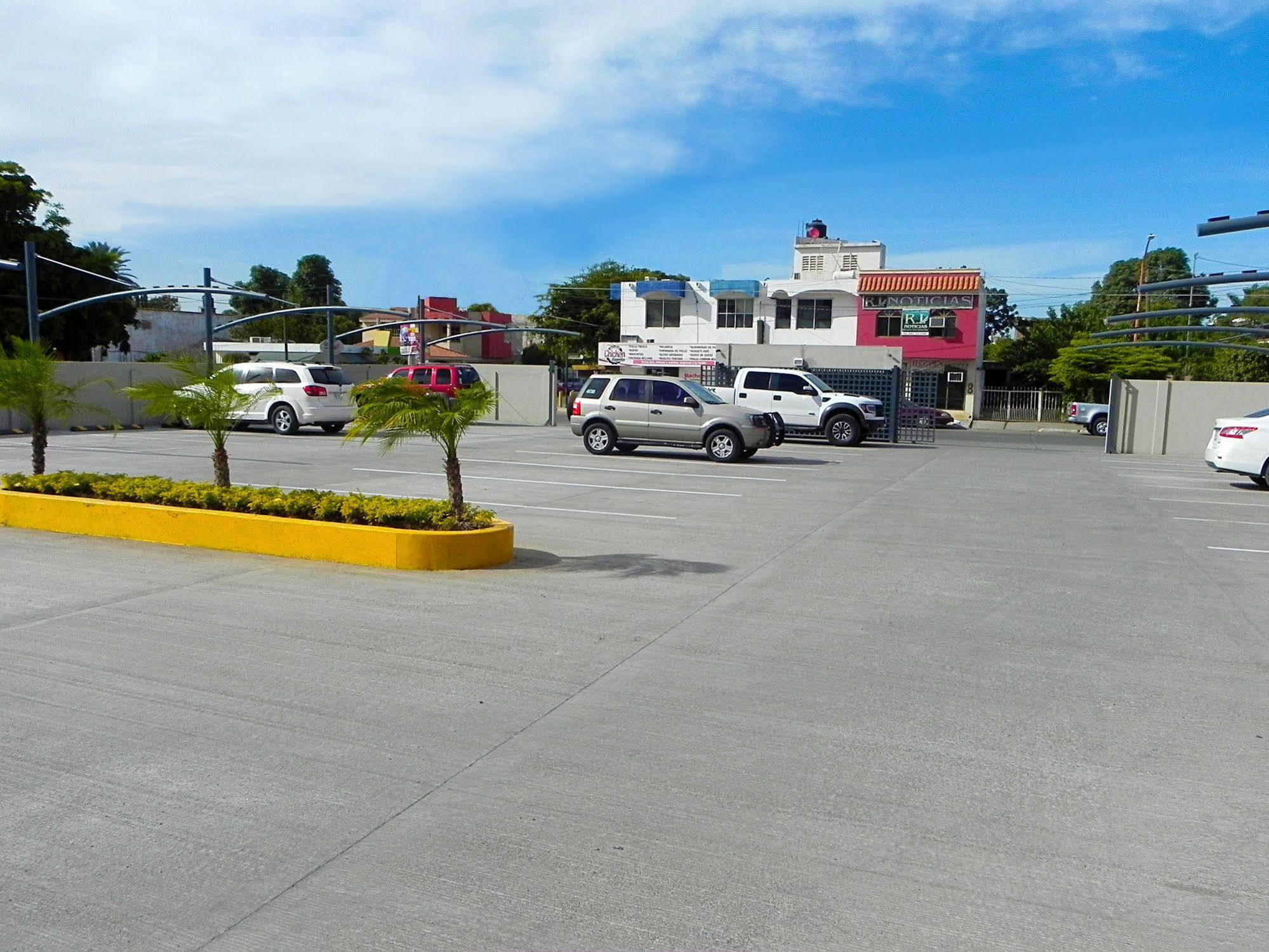 Hotel El Sembrador Guasave Esterno foto
